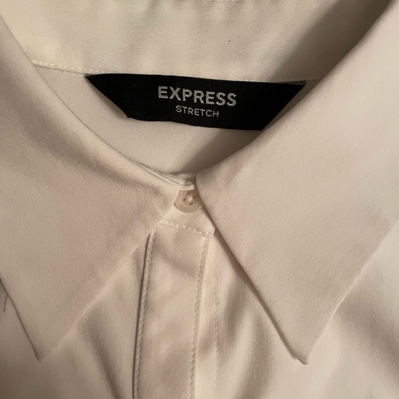 Express white bottoms down shirt size 9/10. Stretchy, 2/3 sleeves - Picture 13 of 14